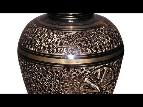 How To Choose Cremation Urns